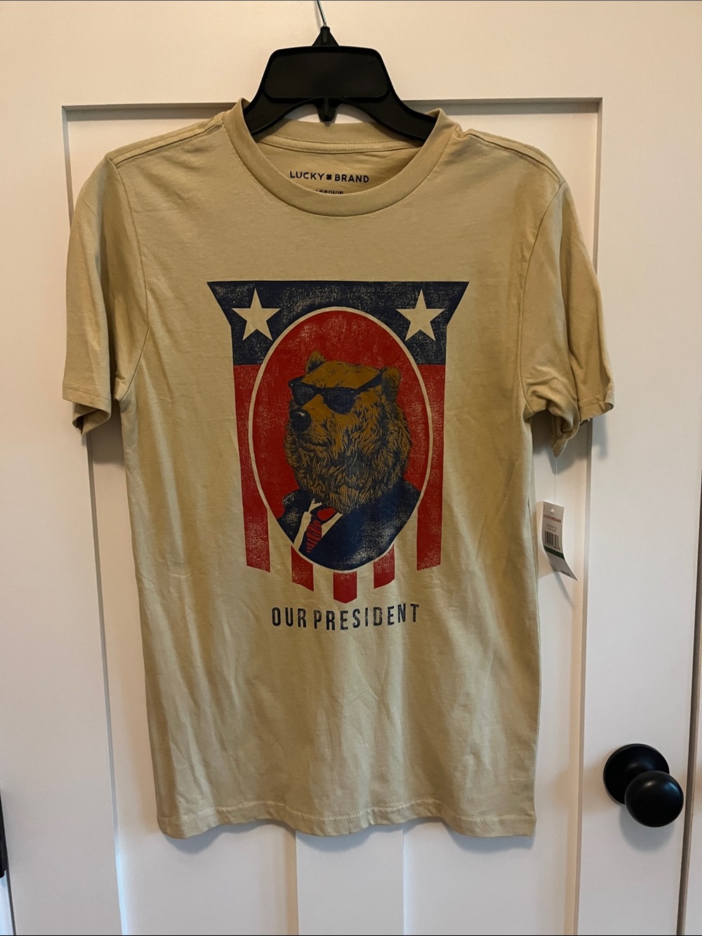 Lucky Brand Beige Short-Sleeve Tee with Patriotic Bear Graphic